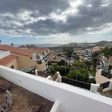 501.serene With Large Terrace And Pool *