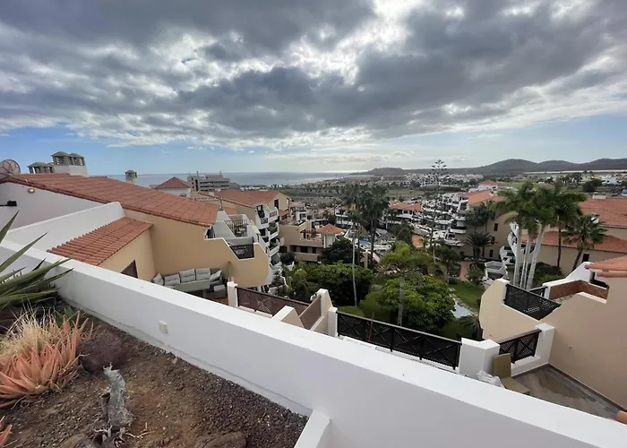 501.serene With Large Terrace And Pool *