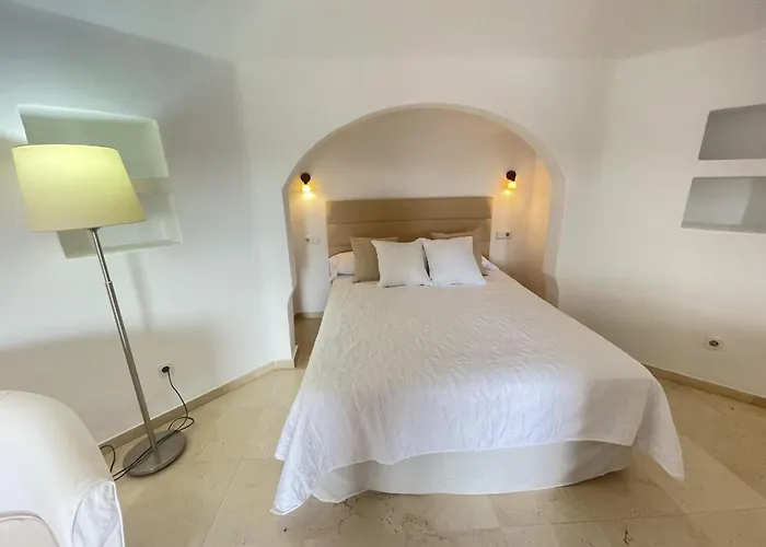 501.serene With Large Terrace And Pool 圣米格尔德阿沃纳