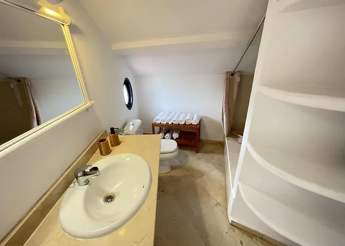 501.serene With Large Terrace And Pool