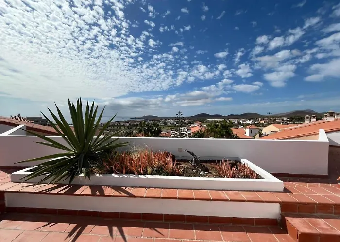 501.serene With Large Terrace And Pool Apartment *